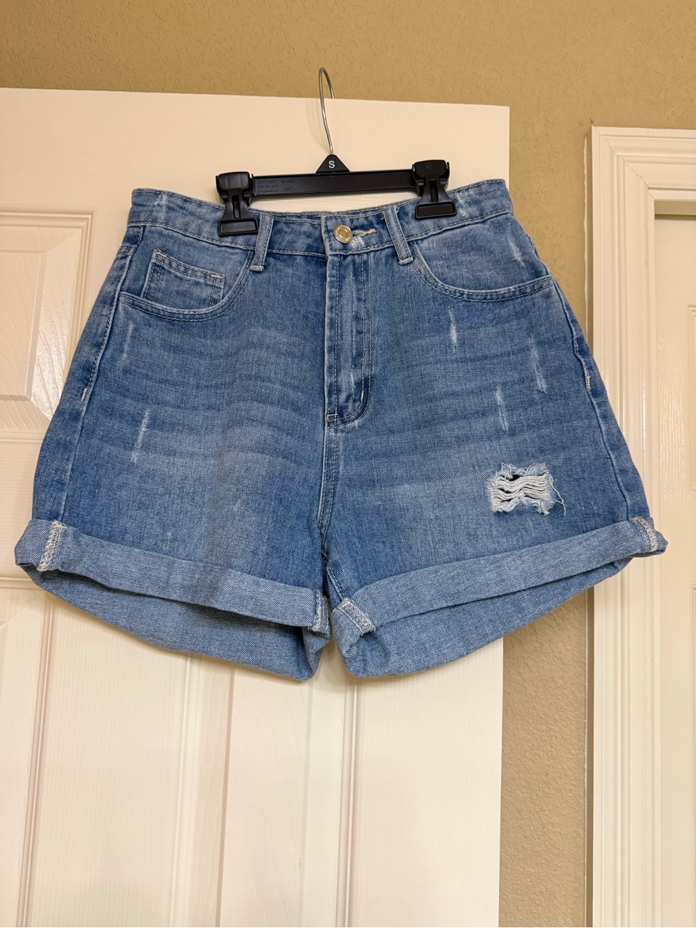 Classic High-Waist Blue Denim Shorts